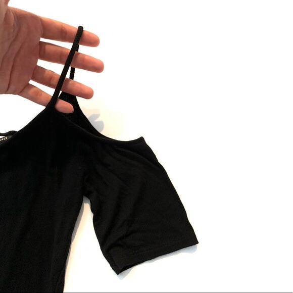 Black Cold Shoulder Criss Cross Strappy Ribbed Top - Picture 7 of 7